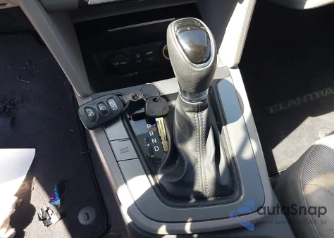 2017 Hyundai Elantra Se из США, поврежденный, VIN 5NPD84LF1HH170917